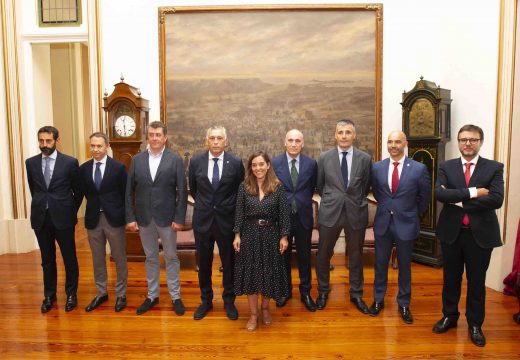 O Concello ofrece a súa máxima colaboración ao Deportivo para a reforma da fachada, a posta en marcha do seu museo e para potenciar o fútbol feminino